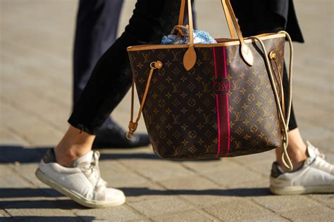 which louis vuitton neverfull should i buy|louis vuitton neverfull on sale.